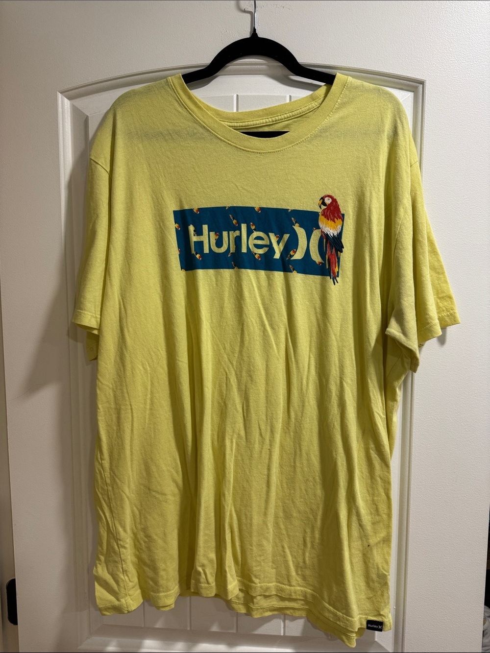 Hurley Men’s Yellow Tee with Blue Logo and Multicolor Parrot